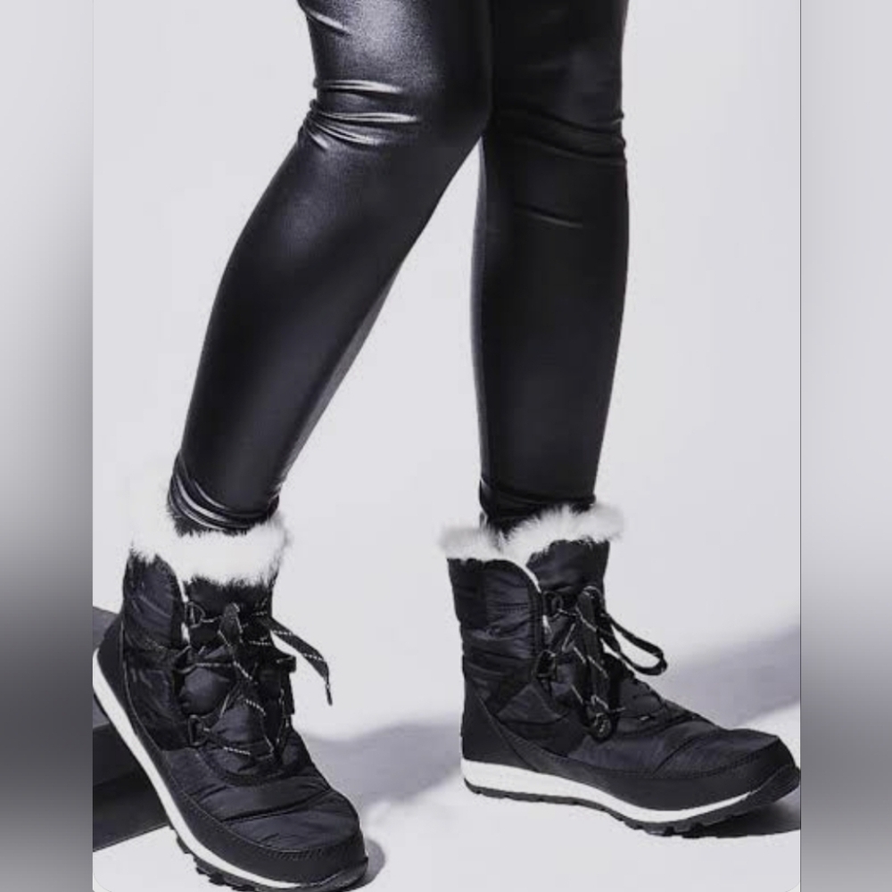 Sorel Whitney Faux Fur Lined Winter Boots Wmn's Size 9.5 NWOT MSRP $120